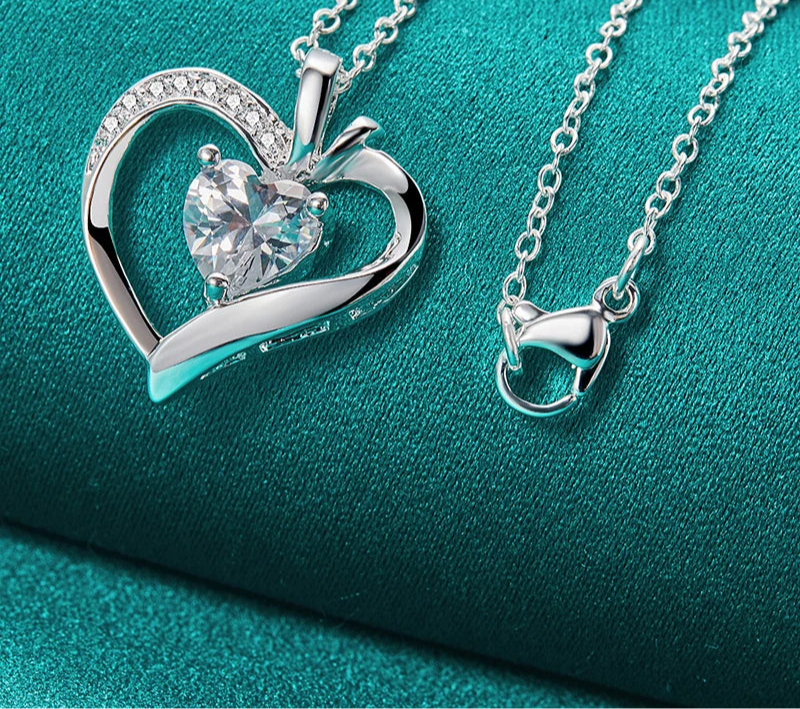 Silver Heart Pendant & Necklace